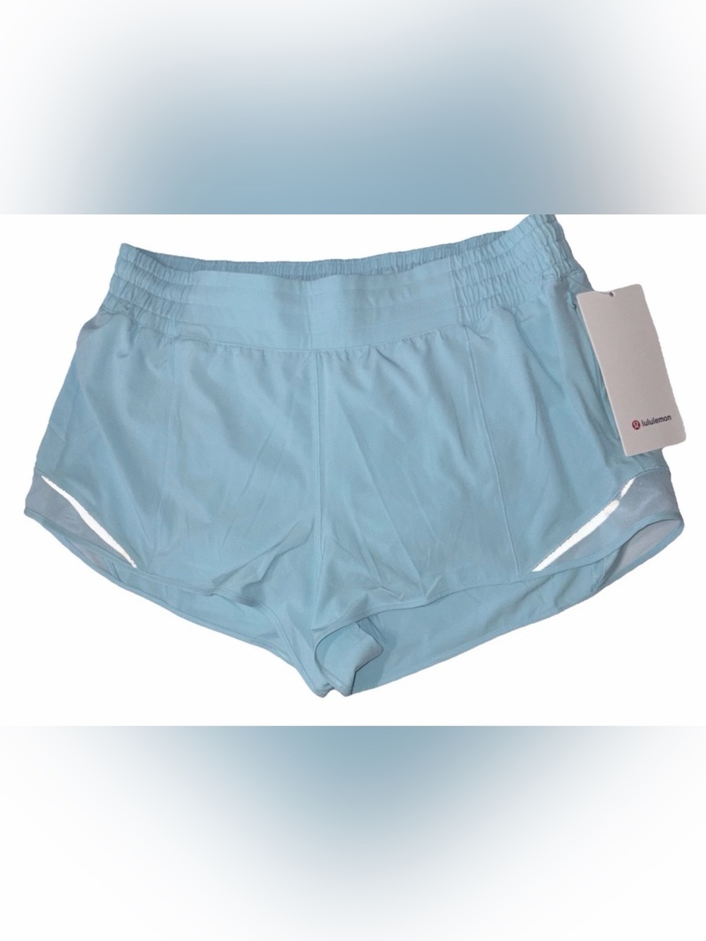NWT LULULEMON SIZE 12 HOTTY HOT HIGH RISE 2.5” SHORT*LINED AUTHENTIC FOAM CLOUD